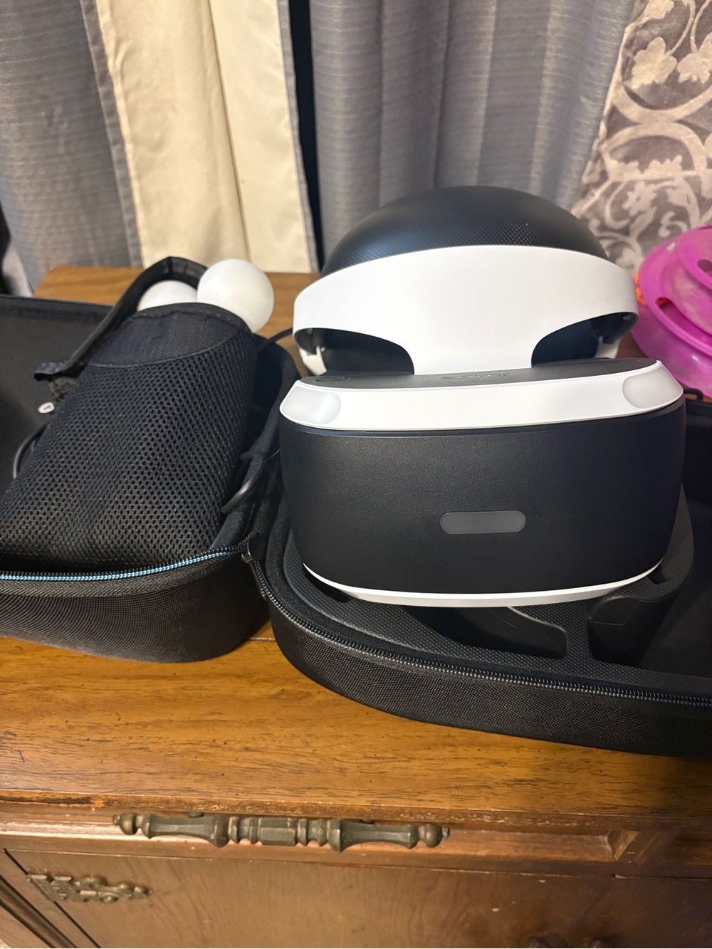 Sony PlayStation VR Headset in Black and White with Carry Case
